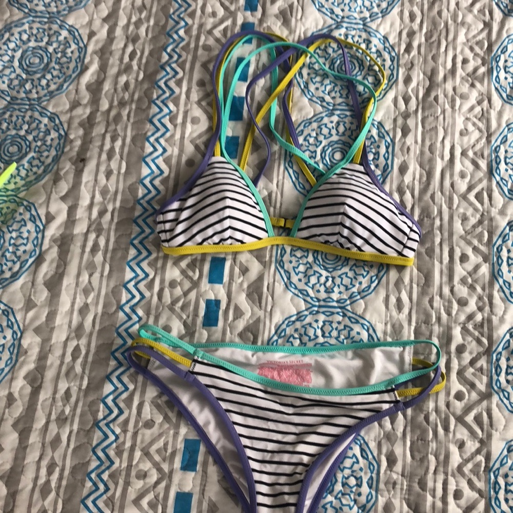 Victoria’s Secret Bikini Set